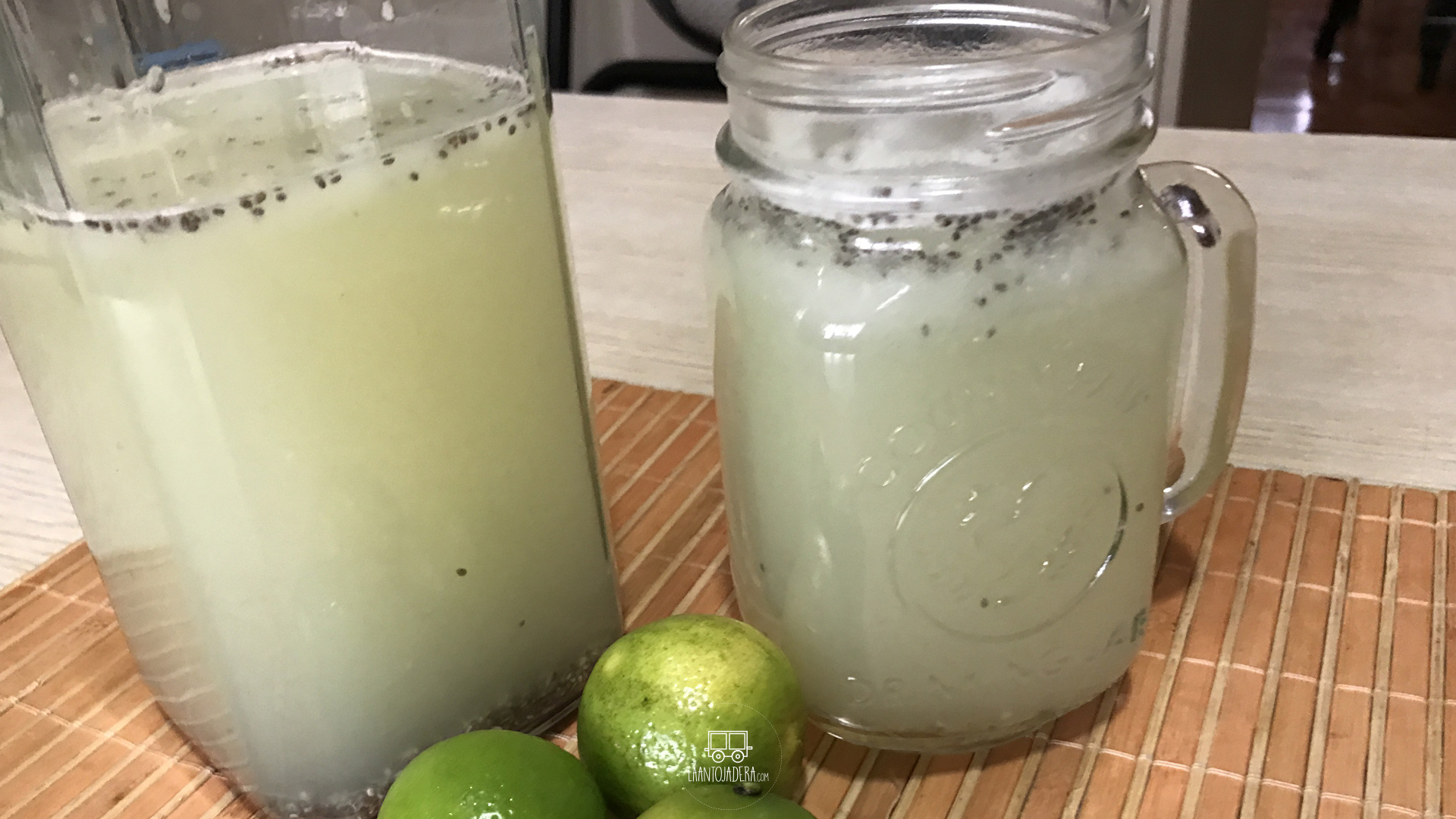 La Antojadera | Agua de Limón con Chia