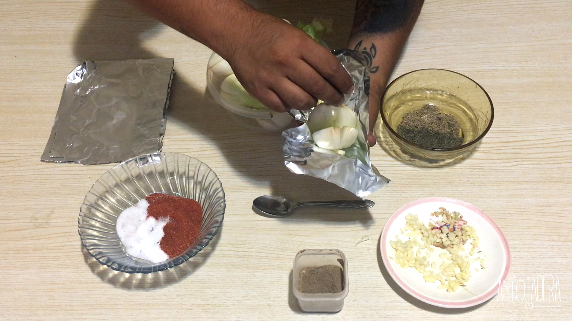 La Antojadera | Cebollas con Especias a las Brasas