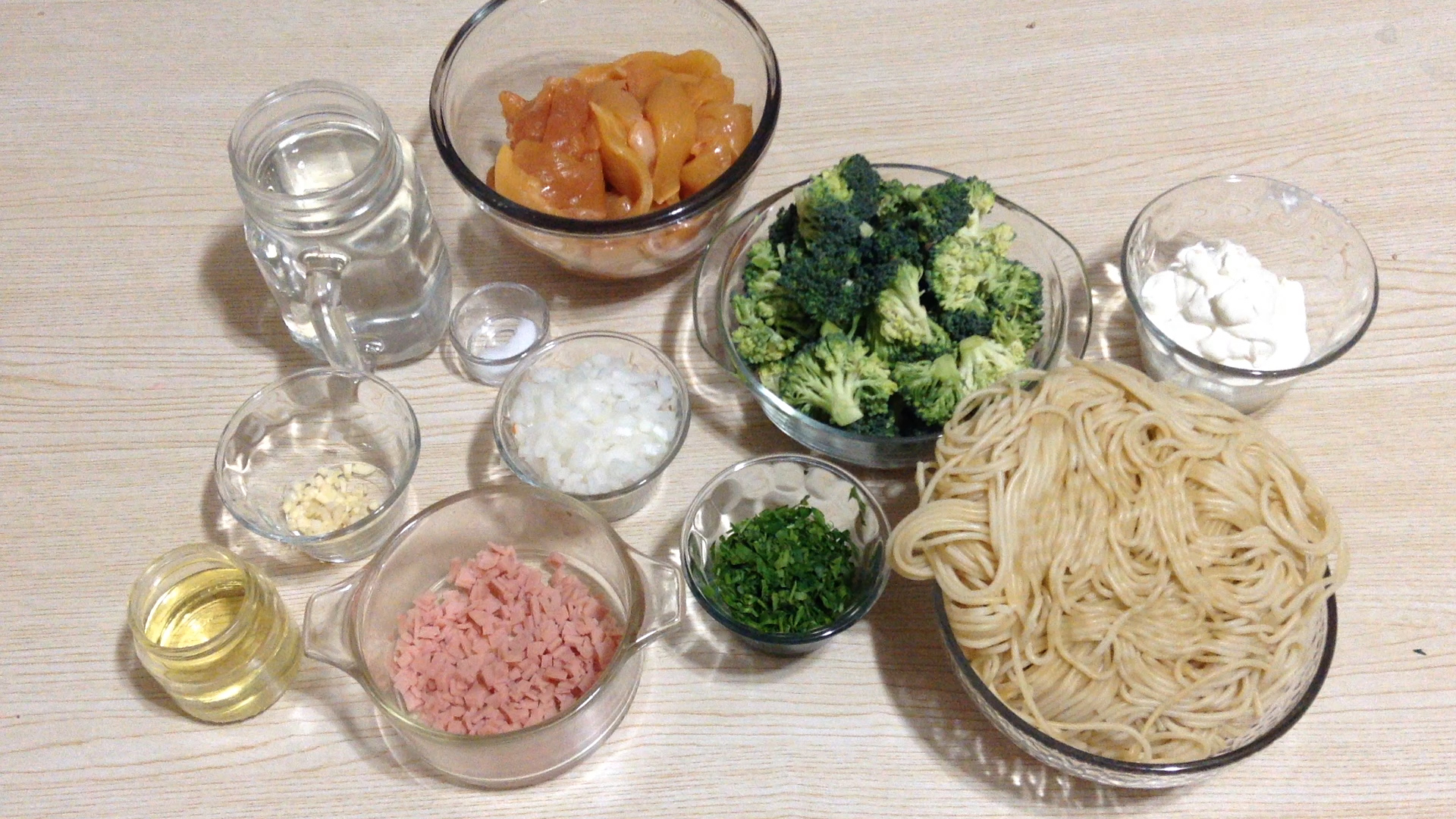 La Antojadera | Espagueti con Pollo y Brócoli