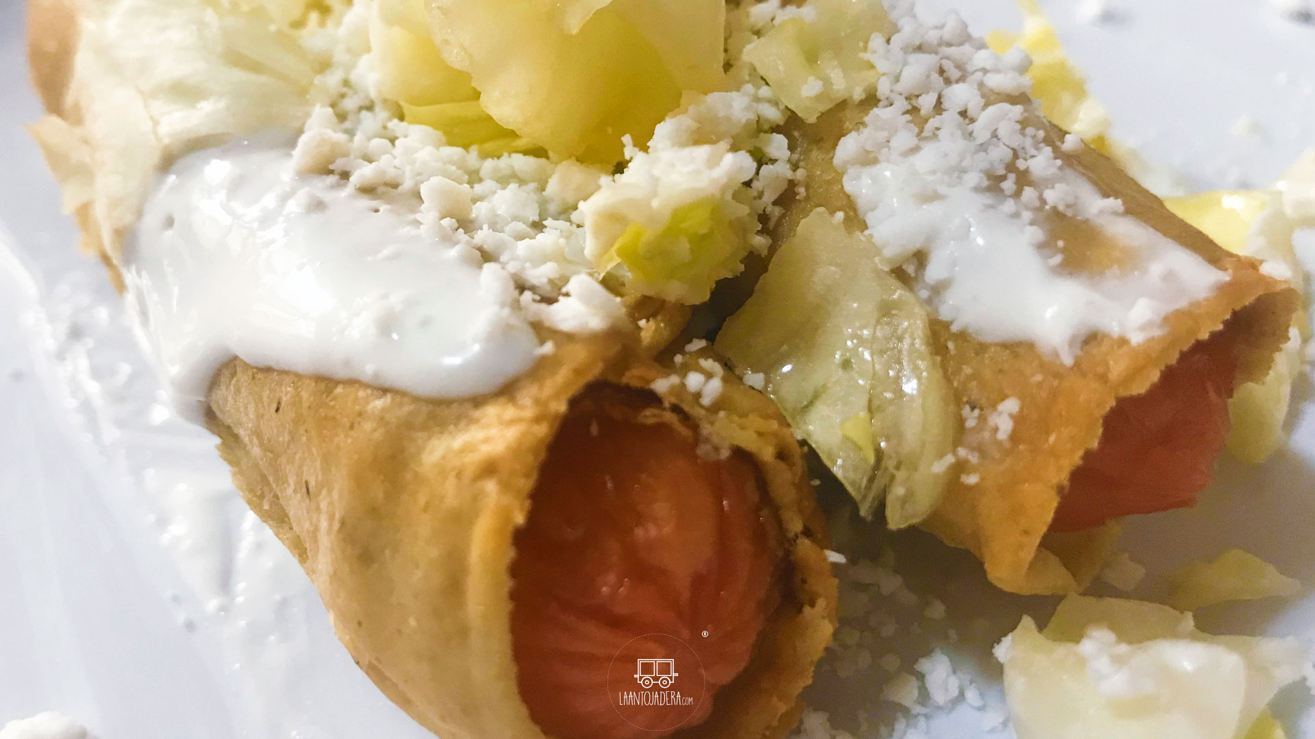 La Antojadera | Tacos Dorados de Salchicha