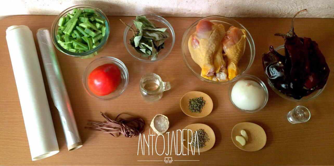La Antojadera | Mixiotes de Pollo con Nopales